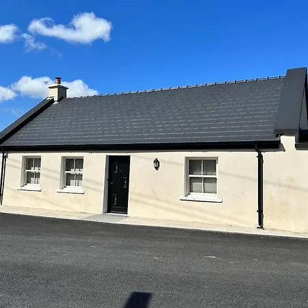 The Parlour Cottage Galway Exterior photo